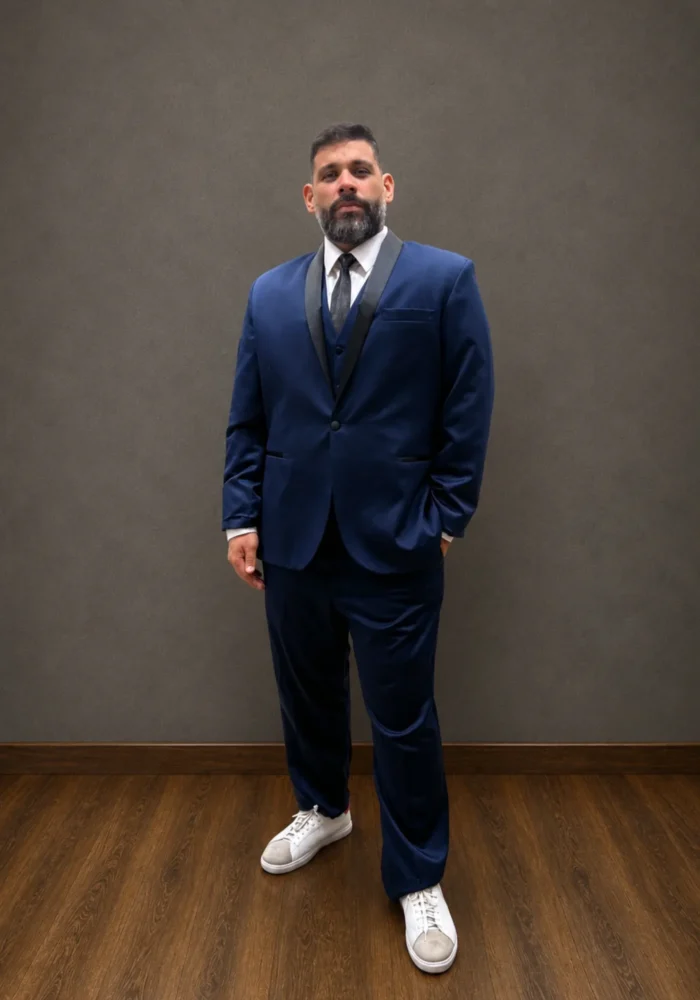 Terno CAPRI AZUL COM PRETO - A união de tons clássicos cria um visual sofisticado e versátil, ideal para cerimônias noturnas e celebrações elegantes. - Felicidade Noivas e Festas