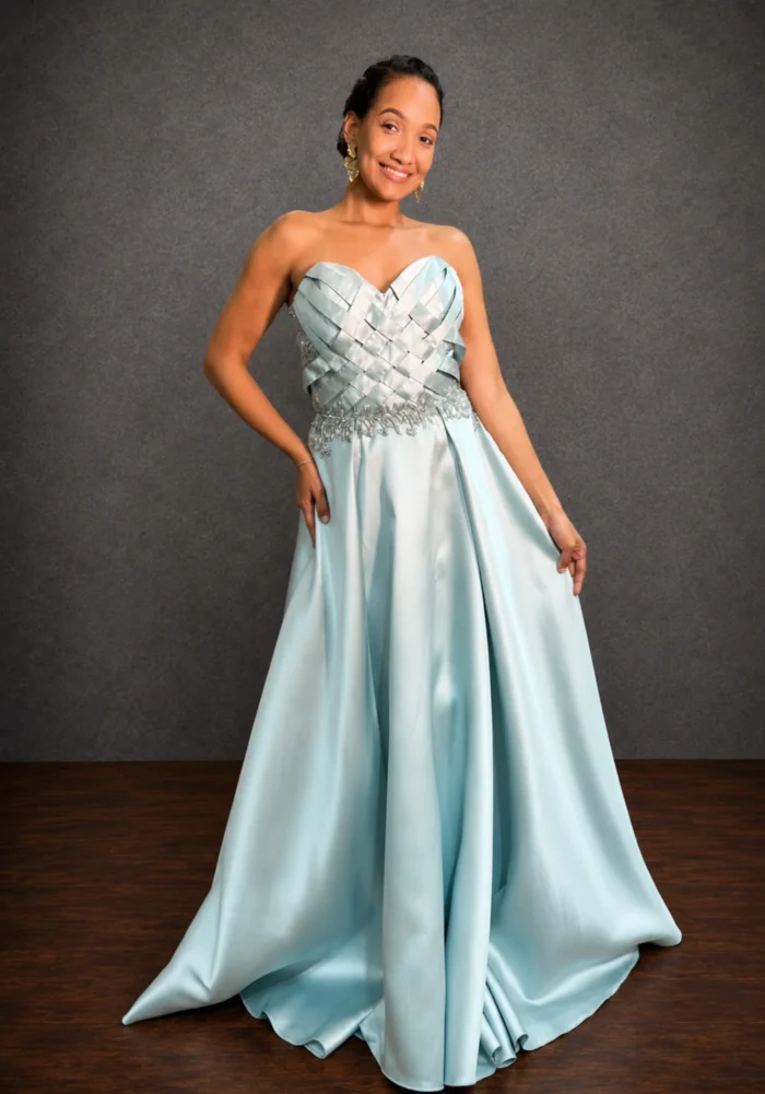 Vestido PAOLA - Vestido alfaiataria azul empoeirado, tomara que caia, com corpo trançado. Moderno e sofisticado. - Felicidade Noivas e Festas